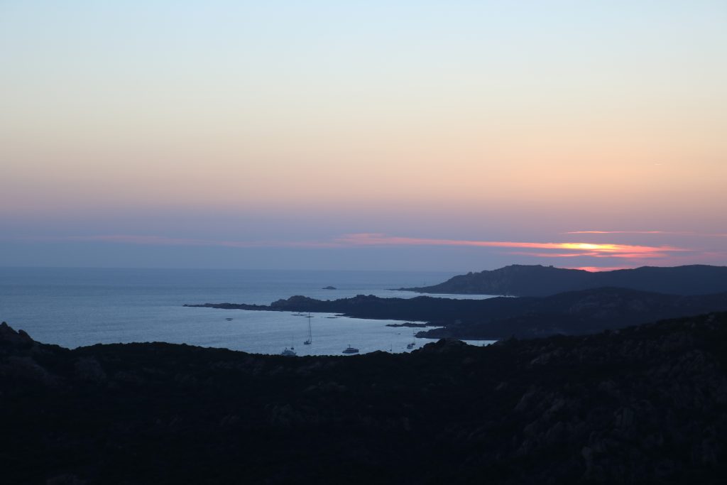 Zonsondergang rocapina