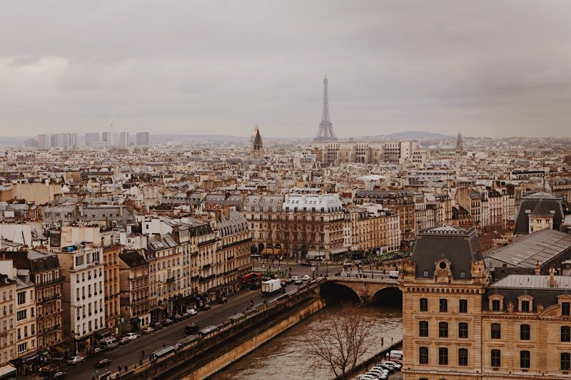 Zo bespaar je geld in Parijs (als je jonger dan 26 jaar bent)