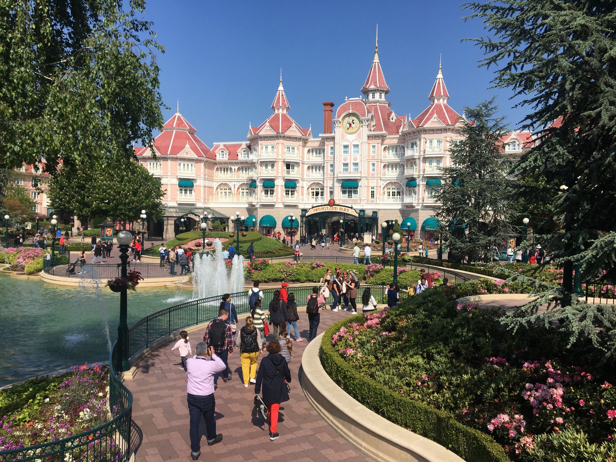 Entrance Disneyland Paris