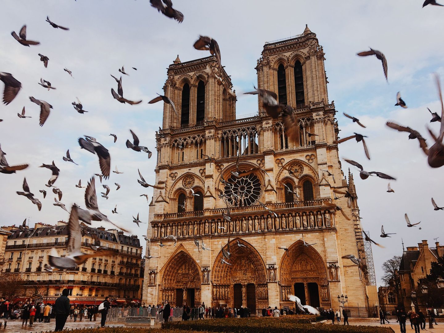 Scary? Going to a touristic hotspot in Paris all by myself